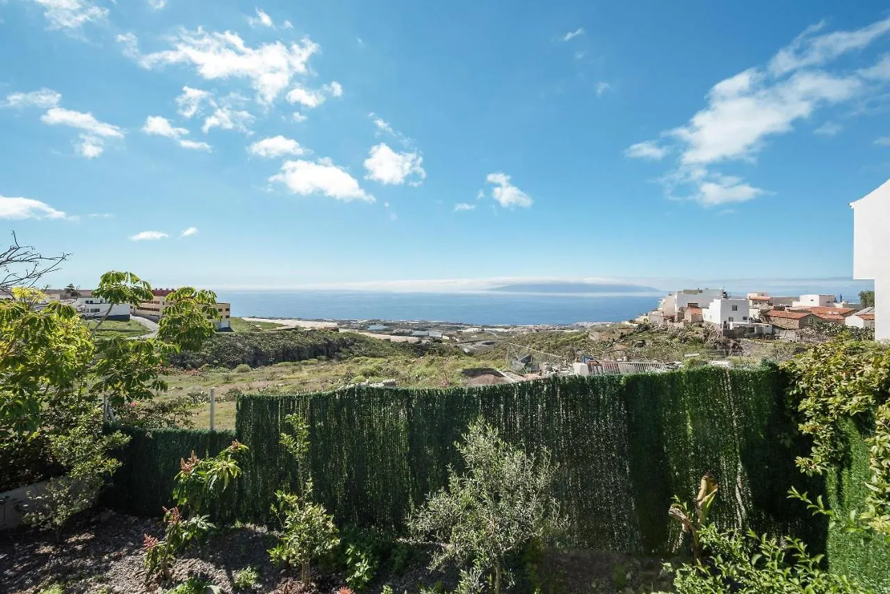 Las Hermanas B Guia de Isora  Guia de Isora (Tenerife)